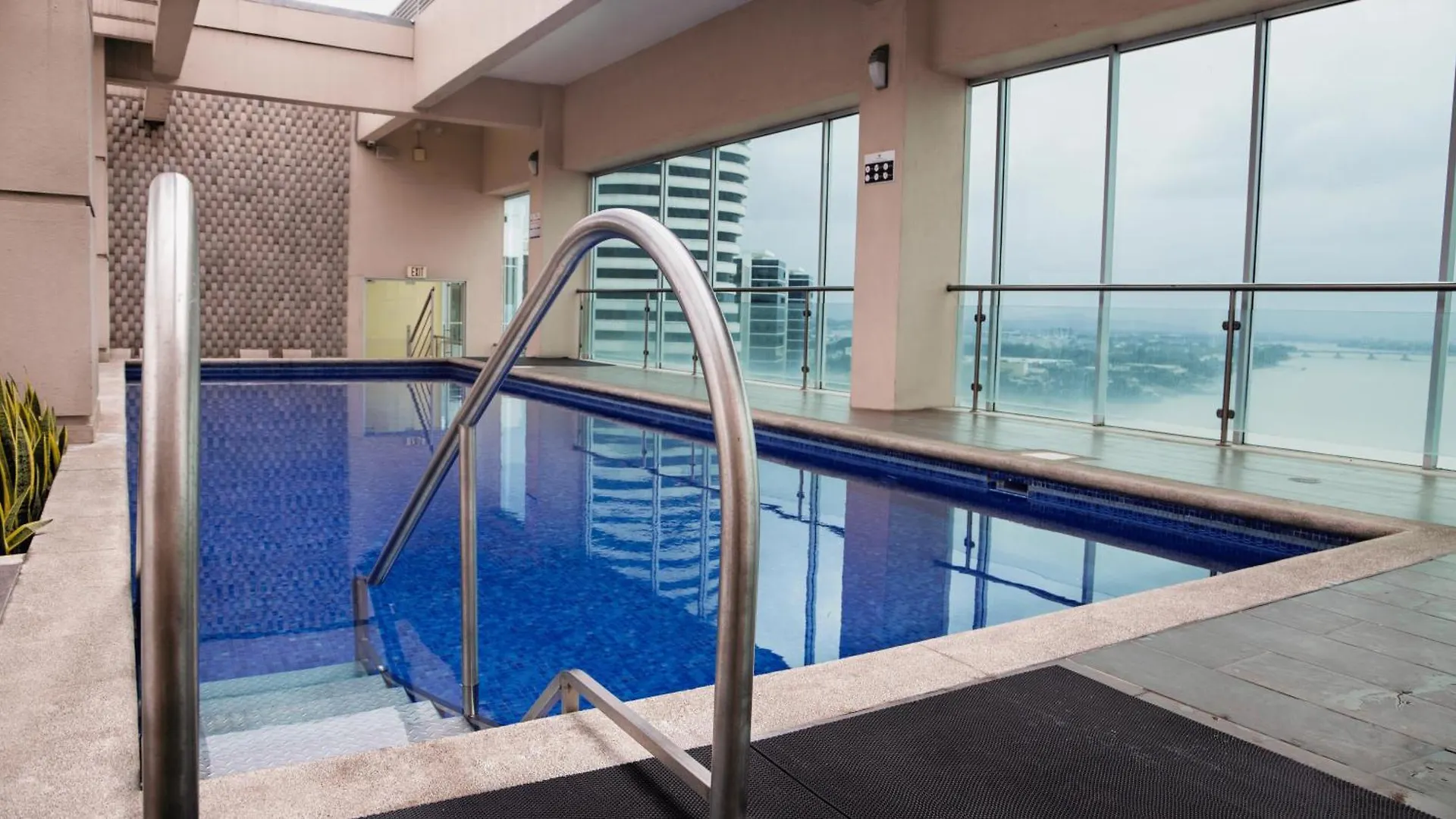 Edificio Torres Del Sol Apartamento Guayaquil 0*,  Equador