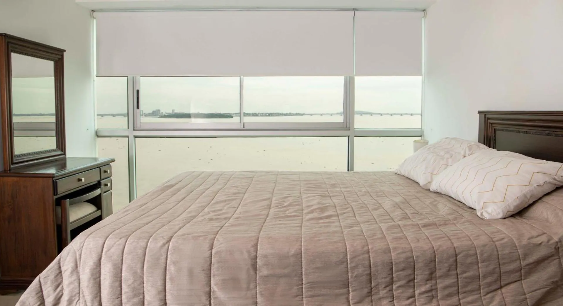 Edificio Torres Del Sol Apartamento Guayaquil